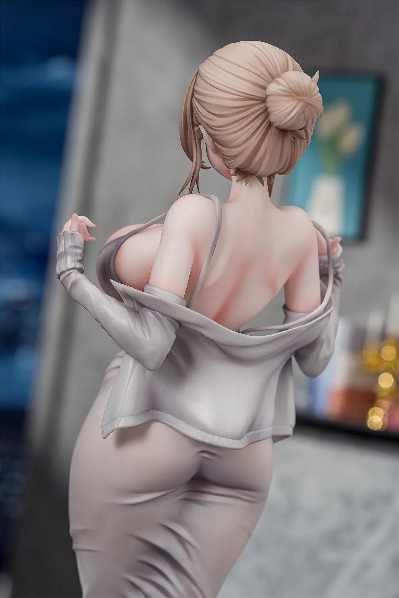 Gwan-E Illustration Muboubi na Erin 1/6 Scale Figure featuring Erin with blonde hair, gray dress, matching heels, and elegant standing pose.