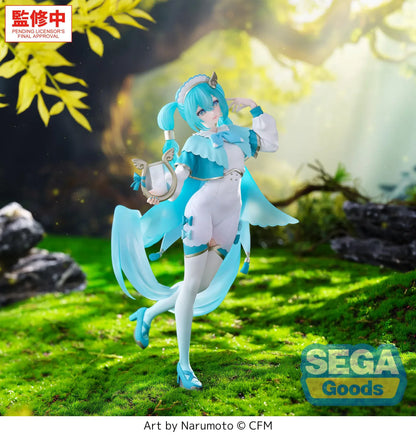 Vocaloid Luminasta Hatsune Miku Wandering Minstrel Version anime figure holding a lyre