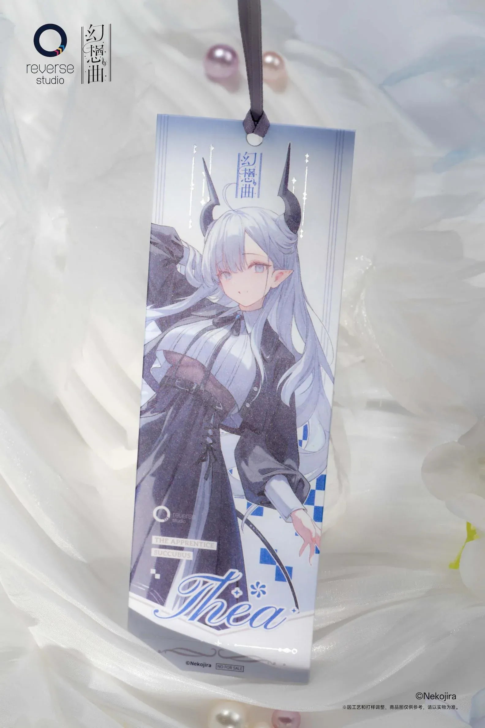 Fantasias Series Thea-chan Apprentice Succubus 1/6 scale figure set featuring two versions with horns tail and silver hair collectible