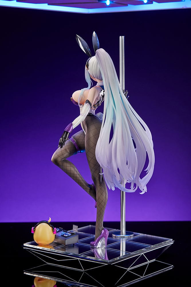 Azur Lane Kearsarge (All-Night Charge Ver.) 1/7 Scale Figure featuring Kearsarge in a bunny outfit with fishnet stockings and a DJ duck companion.