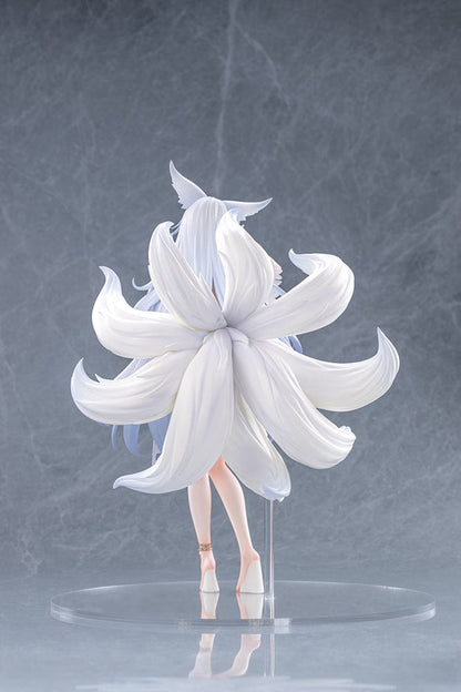 Azur Lane Shinano Dreamy White Sands Ver. 1/7 Scale Figure featuring Shinano in a detailed white bikini, flowing hair, and fox-like tails on a clear base.