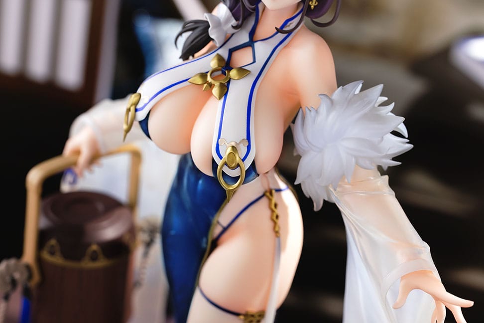 Azur Lane Ting An (Lightweight Ver.) 1/7 Scale Figure in blue and white outfit holding a wooden pail, with translucent sleeves and floral patterns.