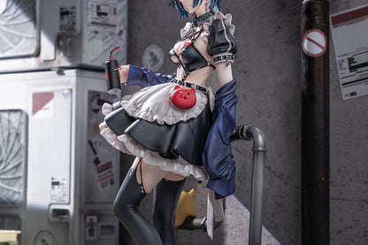 Azur Lane Ulrich von Hutten (Mädchen Trümmer Ver.) 1/6 Scale Figure featuring a gothic-inspired maid outfit, red devil horns, and black boots with heart details, standing on an urban-styled base.