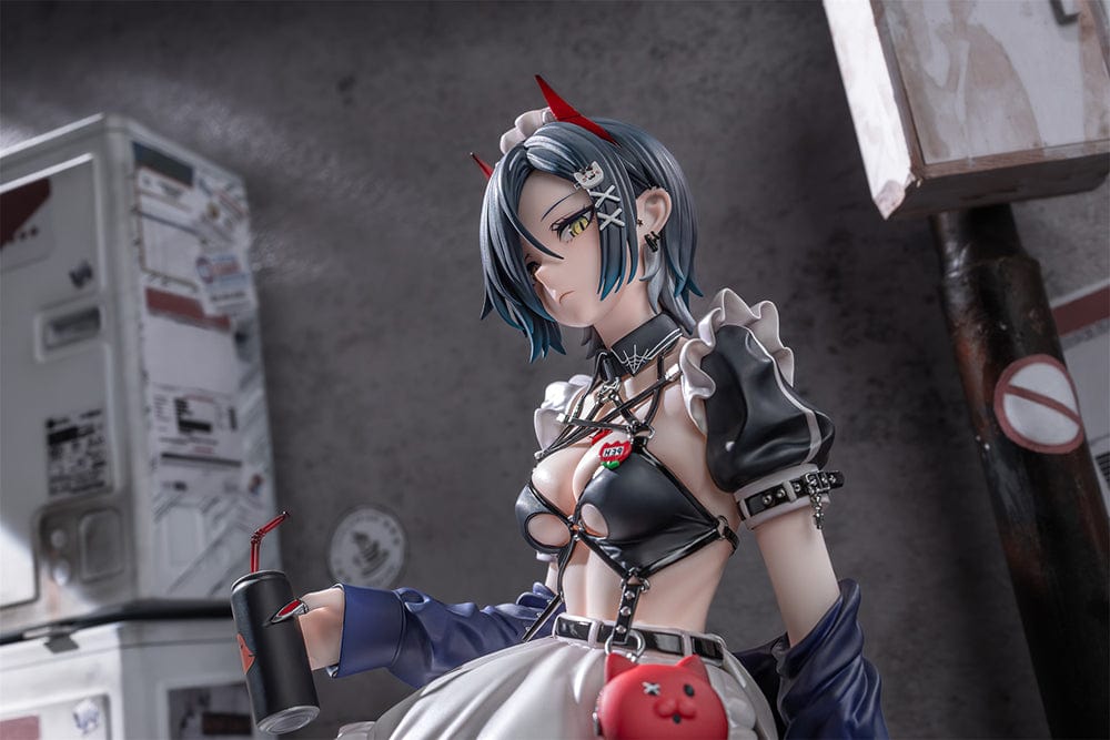 Azur Lane Ulrich von Hutten (Mädchen Trümmer Ver.) 1/6 Scale Figure featuring a gothic-inspired maid outfit, red devil horns, and black boots with heart details, standing on an urban-styled base.