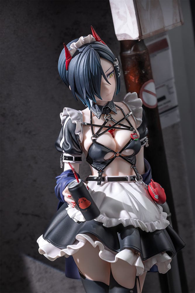 Azur Lane Ulrich von Hutten (Mädchen Trümmer Ver.) 1/6 Scale Figure featuring a gothic-inspired maid outfit, red devil horns, and black boots with heart details, standing on an urban-styled base.