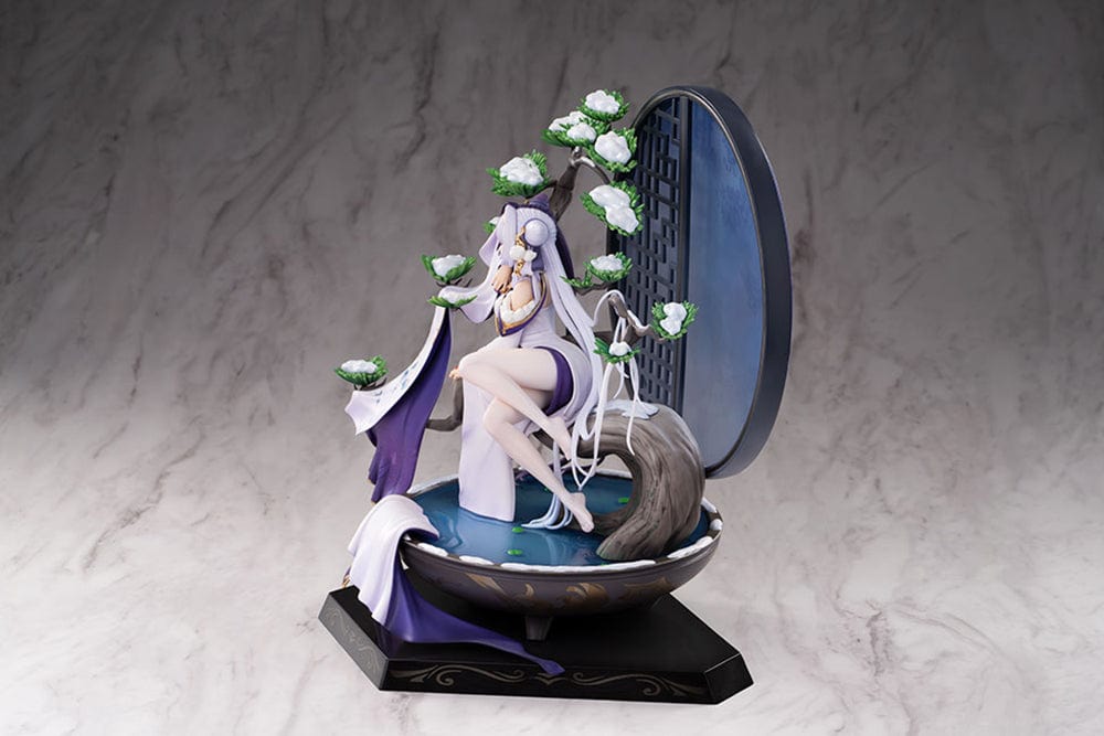 Azur Lane Ying Swei (Snowy Pines Warmth Ver.) 1/7 Scale Figure