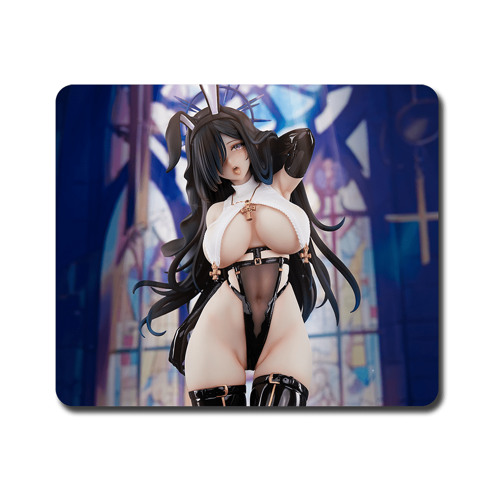 "Black Sister (Bunny Girl Ver.) 1/4 Scale Figure (With Bonus) - Captivating figure of Black Sister in a sleek, glossy black and gold bunny outfit, showcasing intricate details and dynamic pose."