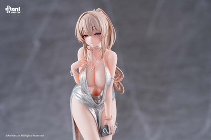 “Original Character Erin (Dress Ver.) 1/6 scale figure—blonde woman in shimmering silver gown with high slit, clutch and heels, posed on red-carpet base with stanchions.”