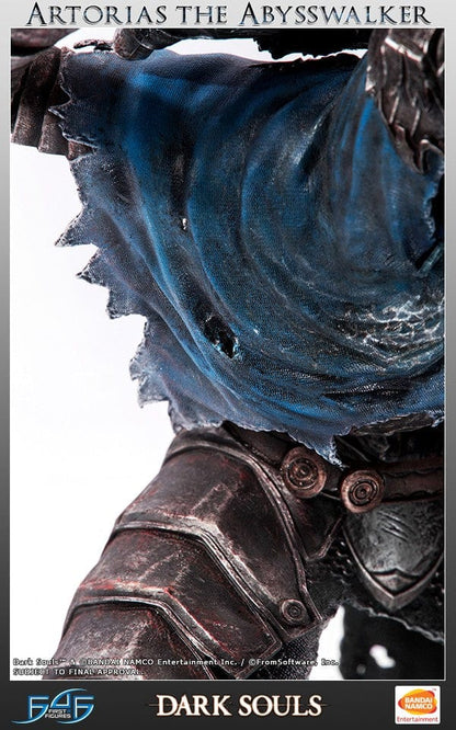 Dark Souls Artorias The Abysswalker Statue featuring detailed armor, tattered cloak, and battle-ready pose with a massive sword.