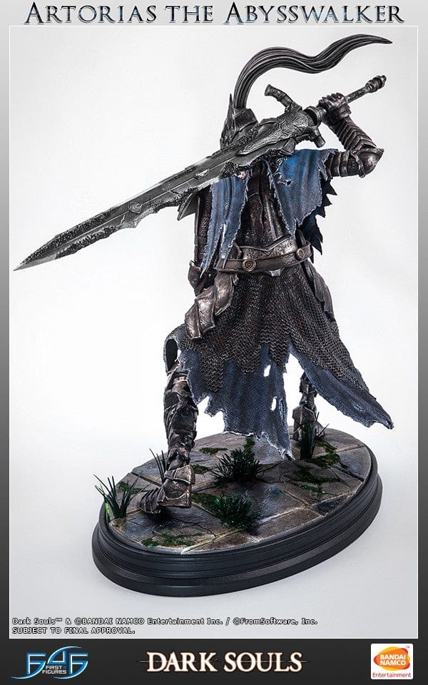 Dark Souls Artorias The Abysswalker Statue featuring detailed armor, tattered cloak, and battle-ready pose with a massive sword.