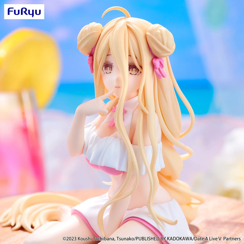 Date A Live V Mukuro Hoshimiya (Swimsuit Ver.) Noodle Stopper Figure seated with flowing blonde hair and a playful swimsuit design, made to sit on the edge of surfaces.