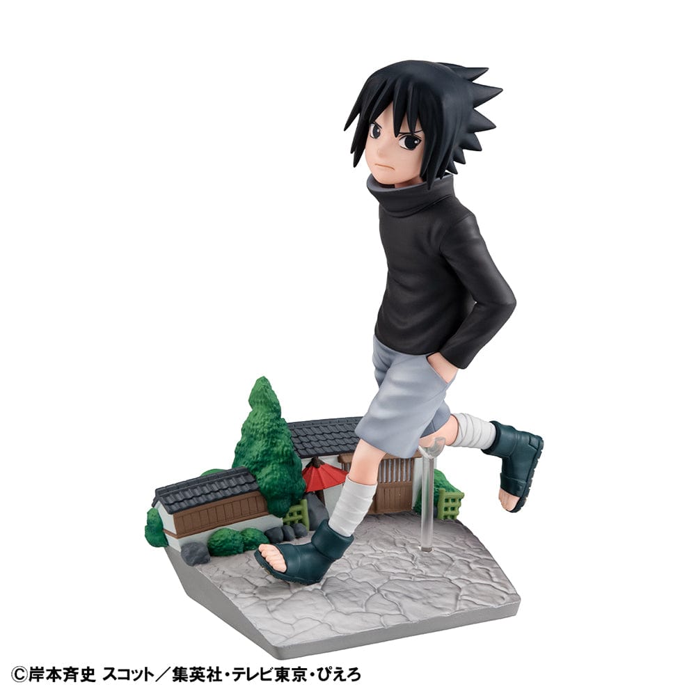 Naruto G.E.M. Series Sasuke Uchiha GO! Figure, featuring Sasuke in a mid-stride pose on a scenic Hidden Leaf Village base, showcasing detailed design and youthful charm.