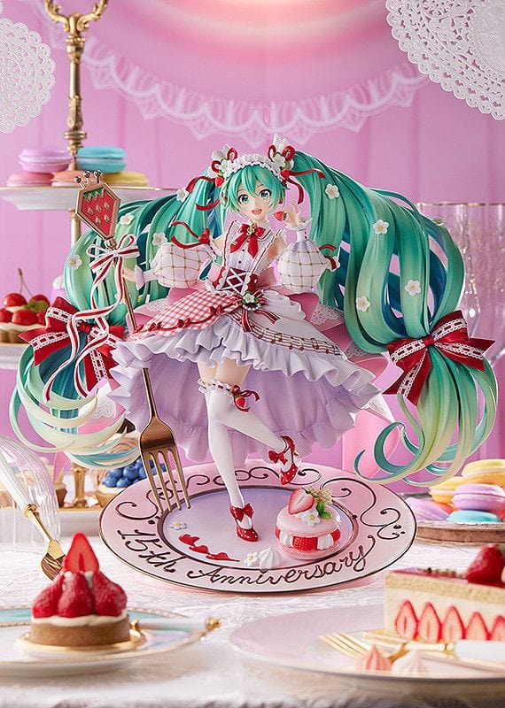 Vocaloid Hatsune Miku Strawberry Motif (15th Anniversary Ver.) 1/7 Scale Figure (Re-run)