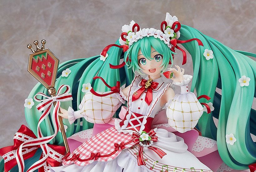 Vocaloid Hatsune Miku Strawberry Motif (15th Anniversary Ver.) 1/7 Scale Figure (Re-run)