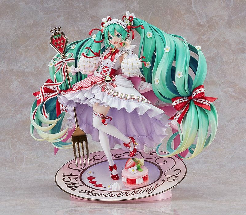 Vocaloid Hatsune Miku Strawberry Motif (15th Anniversary Ver.) 1/7 Scale Figure (Re-run)