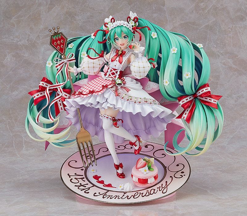 Vocaloid Hatsune Miku Strawberry Motif (15th Anniversary Ver.) 1/7 Scale Figure (Re-run)