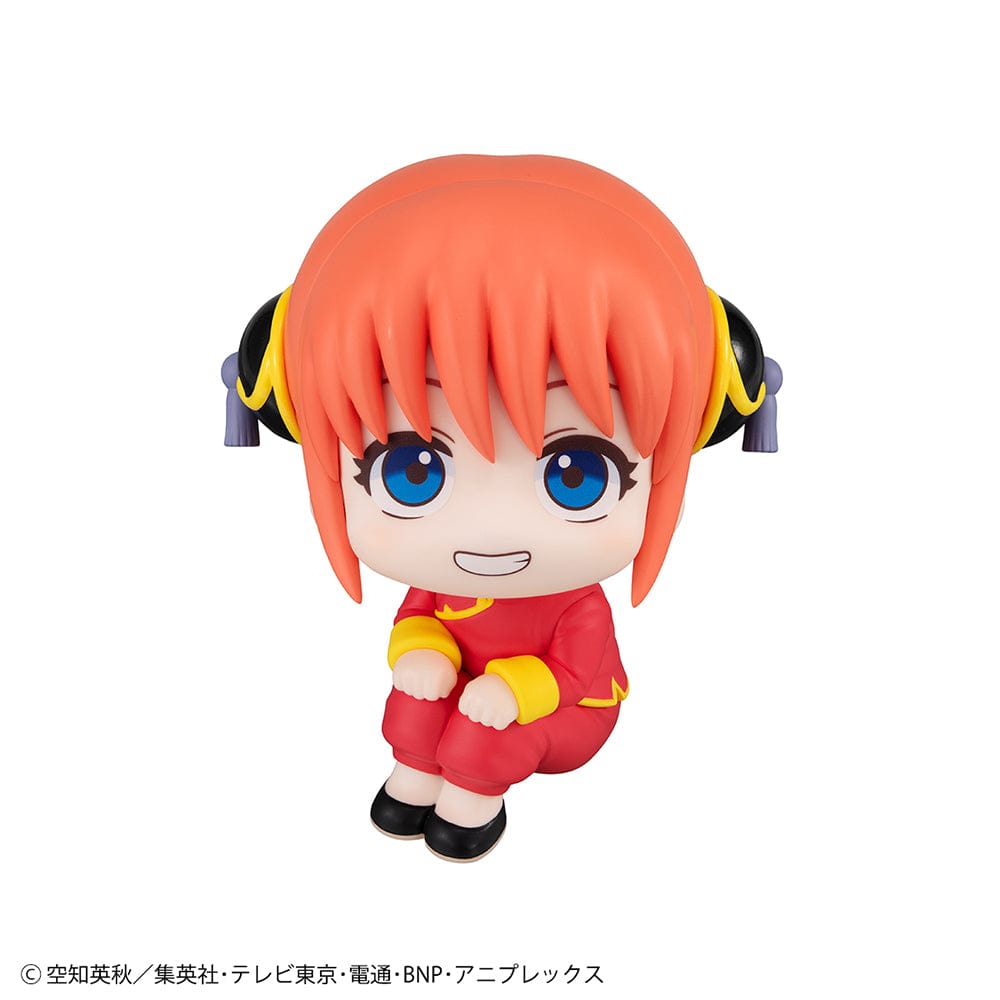 Gintama Look Up Series Kagura & Sougo Okita figure set, featuring chibi-style seated poses with Kagura in her red Chinese outfit and Sougo in his Shinsengumi uniform, plus bonus gift included.