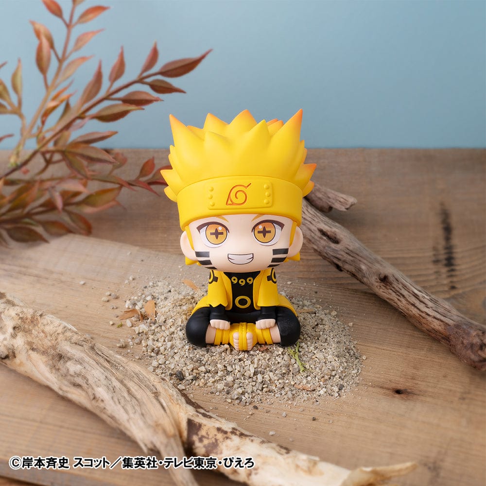 Naruto: Shippuden Look Up Series Naruto Uzumaki Six Paths Sage Mode & Minato Namikaze figure set, featuring chibi-style seated poses with vibrant details and bonus gift included.