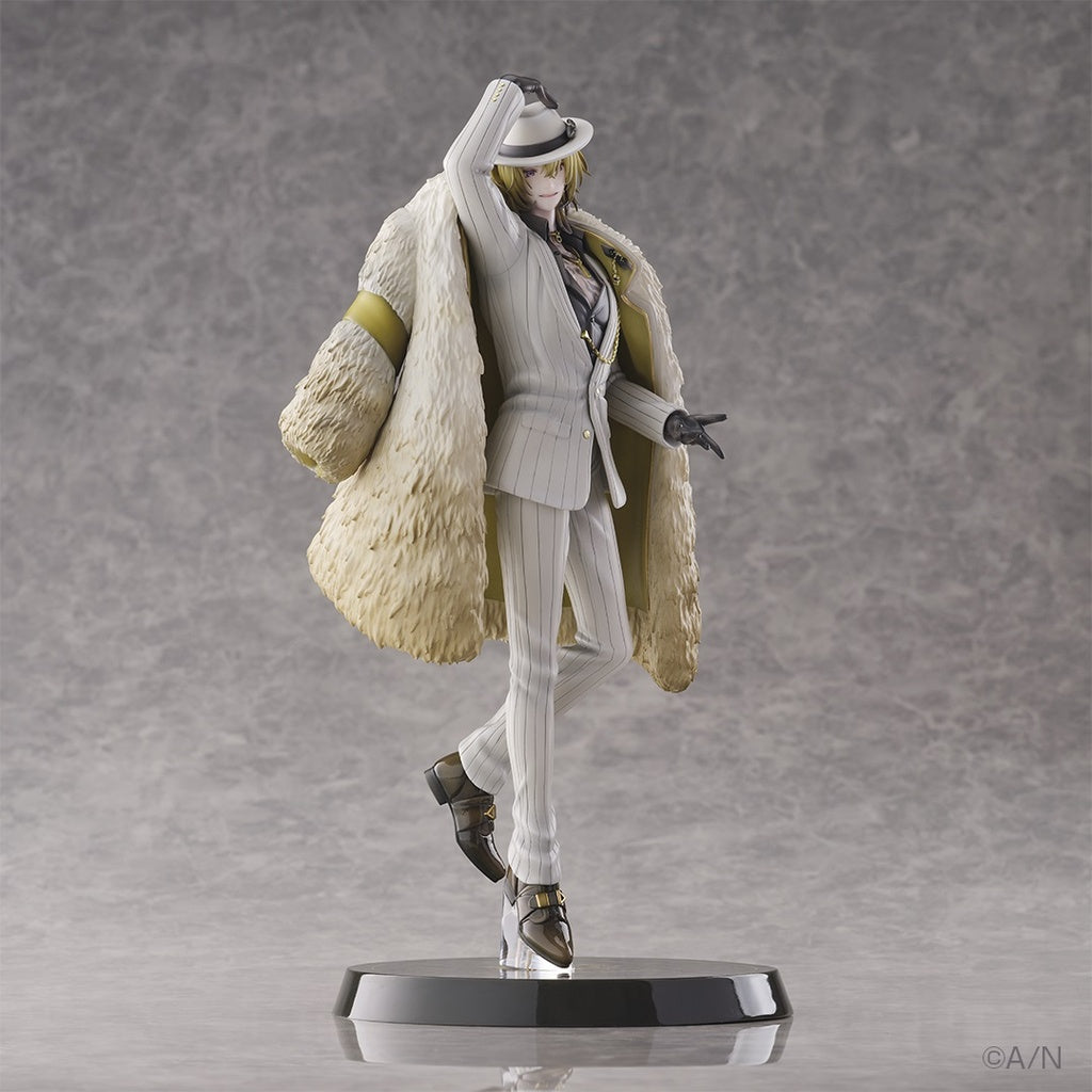  Nijisanji Luca Kaneshiro 1/7 Scale Figure, featuring the character in a stylish pose with a pinstriped suit, luxurious fur-lined coat, and hat, standing on a base with the Nijisanji emblem.