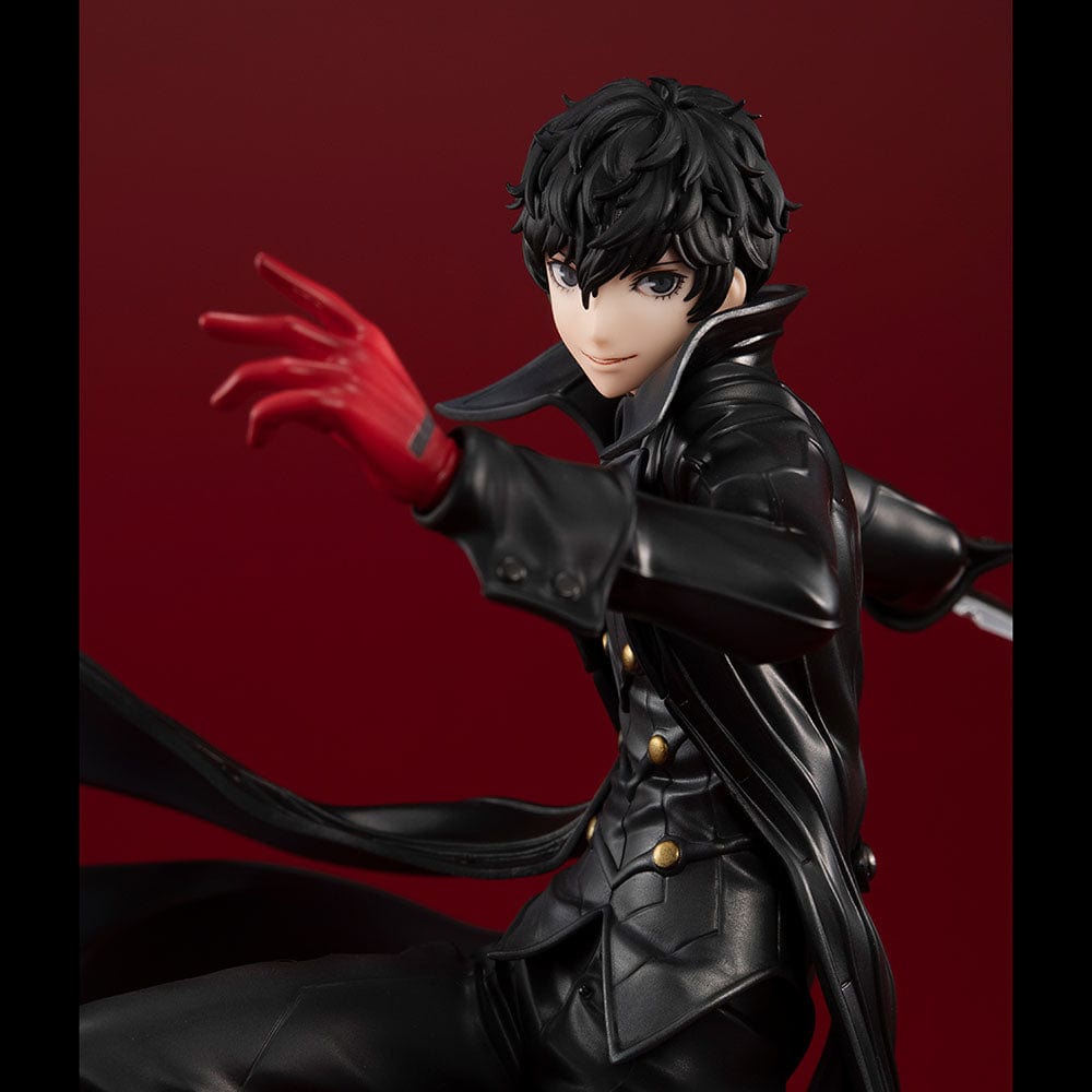 Persona 5 Royal Lucrea Joker (Showtime Edition) figure, featuring Joker in a dynamic pose with a dagger, wearing a black trench coat and mask, on a unique translucent blue base.