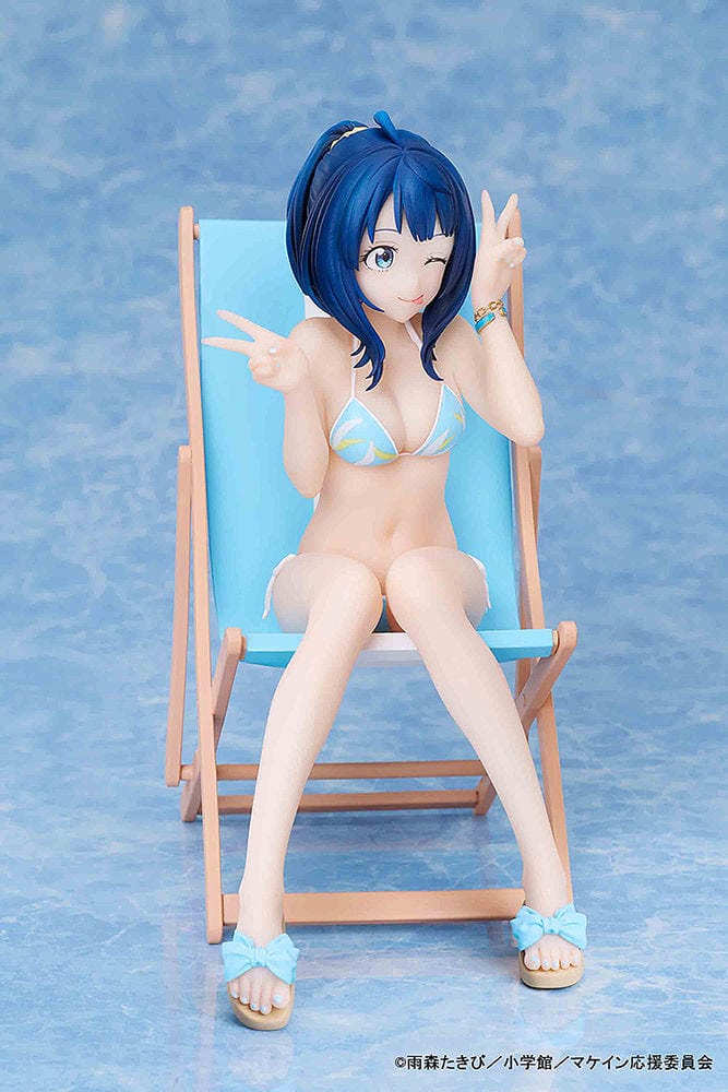 Makeine: Too Many Losing Heroines! Anna Yanami figure in a blue bikini, seated on a beach lounge chair, winking and making a peace sign.