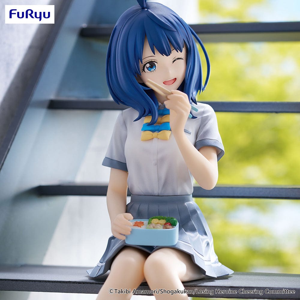 Makeine: Too Many Losing Heroines! Anna Yanami Noodle Stopper Figure, featuring Anna in a school uniform, seated on stairs with a bento box, and smiling playfully in a detailed design.