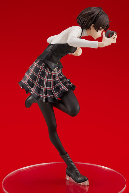 Persona 5 Makoto Niijima (School Uniform Ver.) Figure featuring dynamic running pose, detailed school uniform, and determined expression, perfect for fans and collectors.