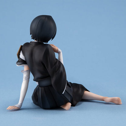 Bleach: Thousand-Year Blood War Melty Princess Rukia (Tenohira) figure in Shinigami uniform, seated with a thoughtful expression.