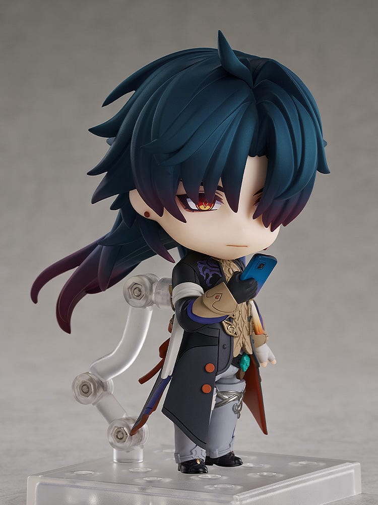  Honkai: Star Rail Nendoroid No.2607 Blade figure with dark coat, red eyes, and detailed sword.