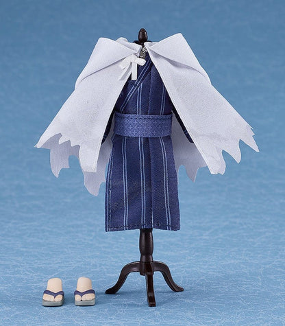 Touken Ranbu ONLINE Nendoroid Doll Yamanbagiri Kunihiro: Casual Outfit Ver. figure featuring a traditional blue yukata and white hooded cape, posed against a blue background.