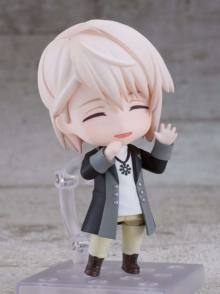 IDOLiSH7 Nendoroid No.2622 Minami Natsume in chibi form, featuring a long black jacket, necklace, and boots, with interchangeable facial expressions and accessories.