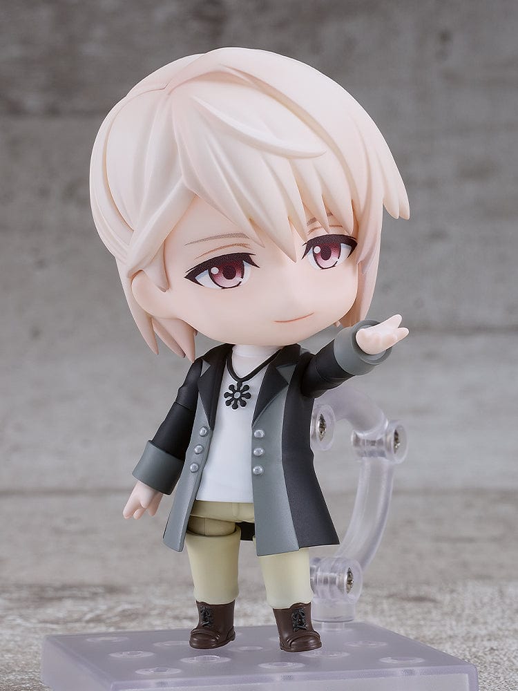 IDOLiSH7 Nendoroid No.2622 Minami Natsume in chibi form, featuring a long black jacket, necklace, and boots, with interchangeable facial expressions and accessories.