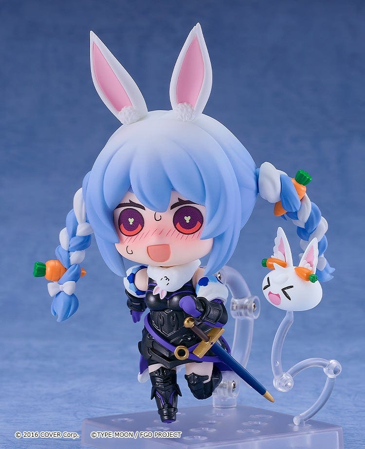 Nendoroid No.2682 Usada Pekora in Mash Kyrielight Shielder costume, featuring bunny ears, Shielder shield, and playful carrot-themed details.