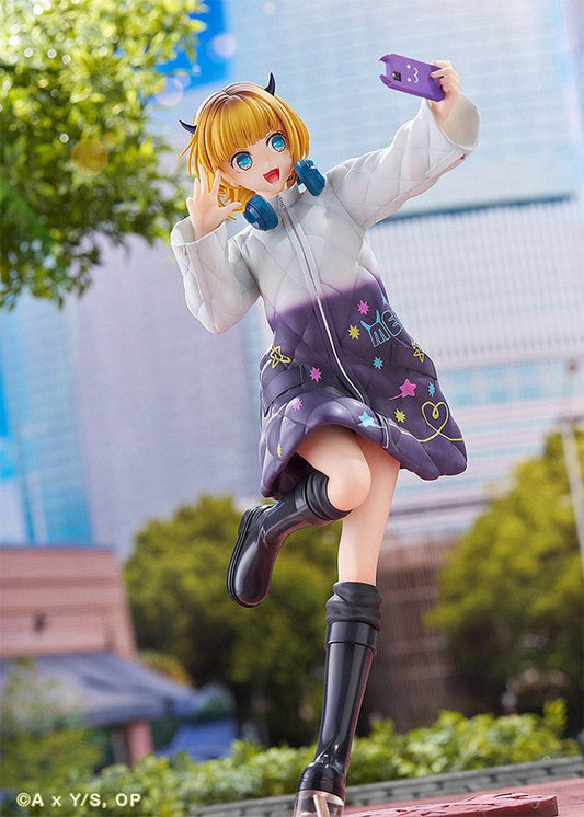 Oshi no Ko MEMcho: Bazurase Fashion Ver. 1/6 Scale Figure in quilted jacket with purple and star patterns, taking a selfie with playful expression.