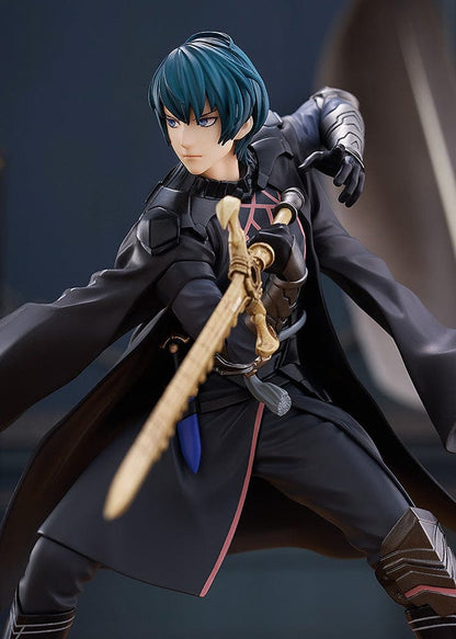 Fire Emblem: Three Houses Pop Up Parade Byleth (Male) Figure in battle pose holding Sword of the Creator, dressed in detailed dark outfit