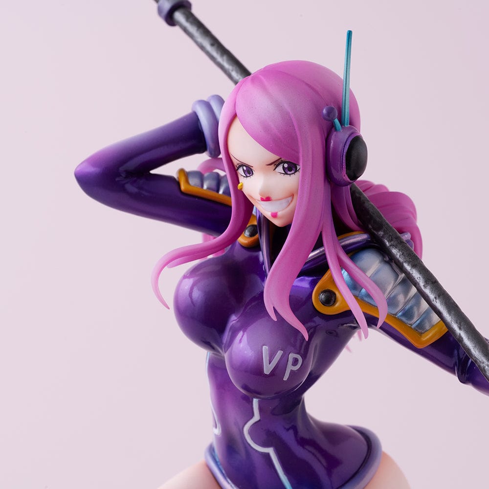 One Piece Portrait of Pirates Evolutionary History Jewelry Bonney figure, featuring Bonney in a dynamic pose with a purple outfit and pink hair, holding a firearm, on a themed base.