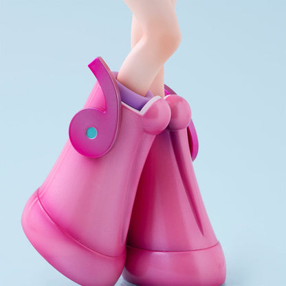 One Piece Portrait of Pirates Evolutionary History Nami Figure, showcasing Nami in a pink hoodie and shorts with oversized boots, holding a retro device in a confident pose.