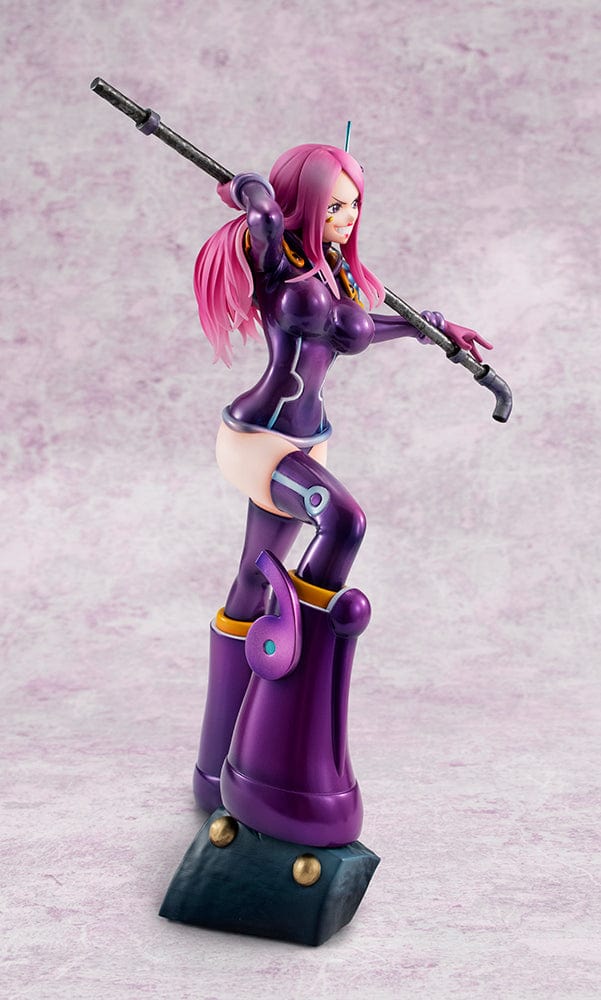 One Piece Portrait of Pirates Evolutionary History Jewelry Bonney figure, featuring Bonney in a dynamic pose with a purple outfit and pink hair, holding a firearm, on a themed base.