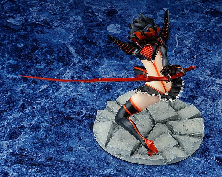 Kill la Kill Ryuko Matoi (Kamui Senketsu Ver.) 1/8 Scale Figure in battle stance with Scissor Blade, wearing Kamui Senketsu outfit.