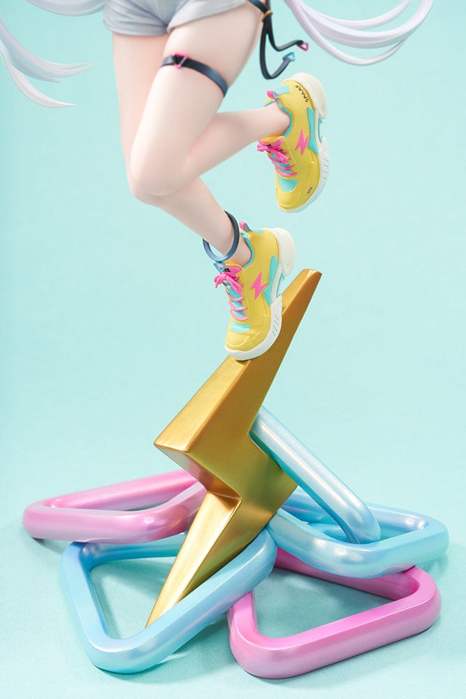 Mignon Illustration Spark 1/7 Scale Figure featuring a stylish character with pastel hair, streetwear outfit, and sneakers standing on a colorful lightning bolt-shaped base.