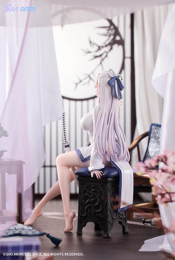 The Blue and White Snake (Deluxe Edition) 1/7 Scale Figure seated with katana accessory on ornate chair base