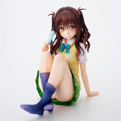 To Love-Ru Darkness School Uniform Series Mikan Yuki (High School Student Ver.) Figure in school uniform, sitting with popsicle and smiling.