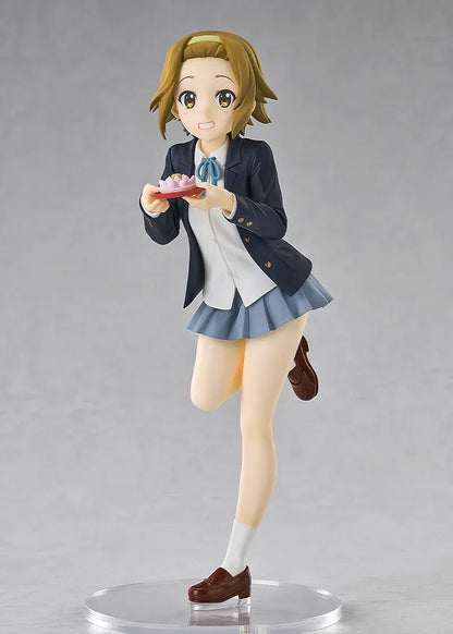K-ON! POP UP PARADE L Ritsu Tainaka figure wearing her school uniform and carrying a plate with a slice of cake.