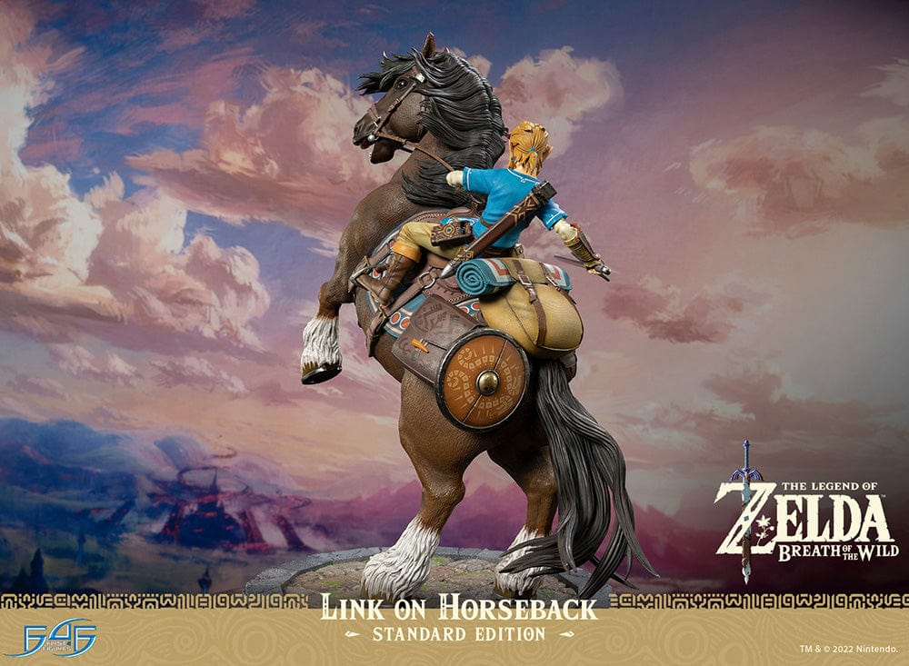 The Legend of Zelda: Breath of the Wild Link on Horseback Statue